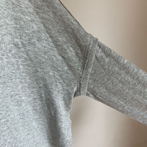 🌈  3/$20 Free People We the Free oversized top fits extra small to medium - Picture 6 of 8